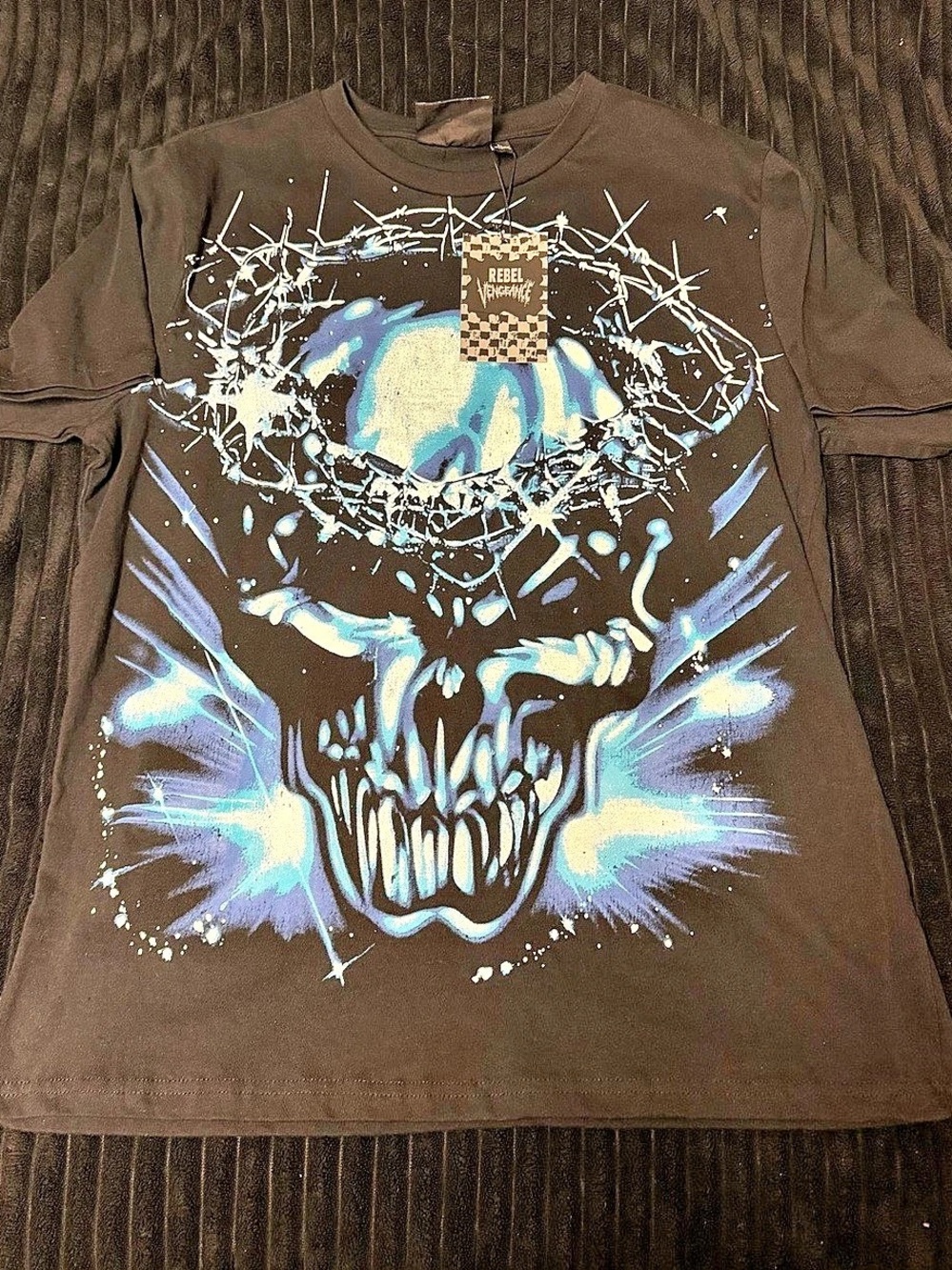Rebel VENGEANCE Skull Graphic Short Sleeve Tee NWT in Black & Blue